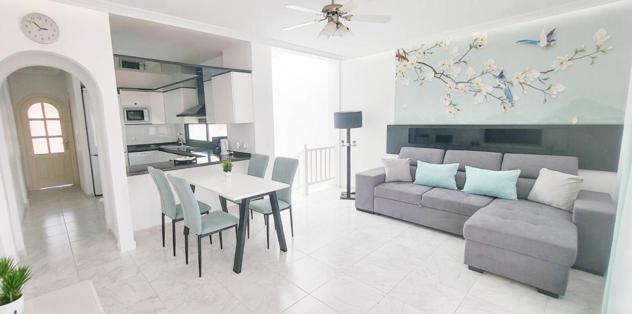 Palm Resort Duplex Apartment サンミゲル・デ・アボナ エクステリア 写真